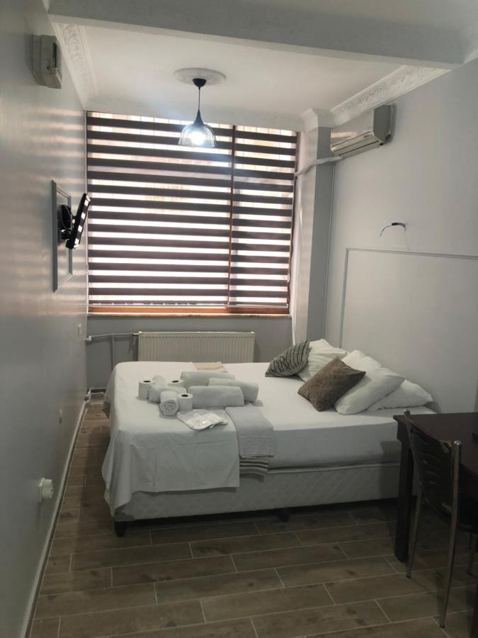 First Suite Taksim Istanbul Bagian luar foto