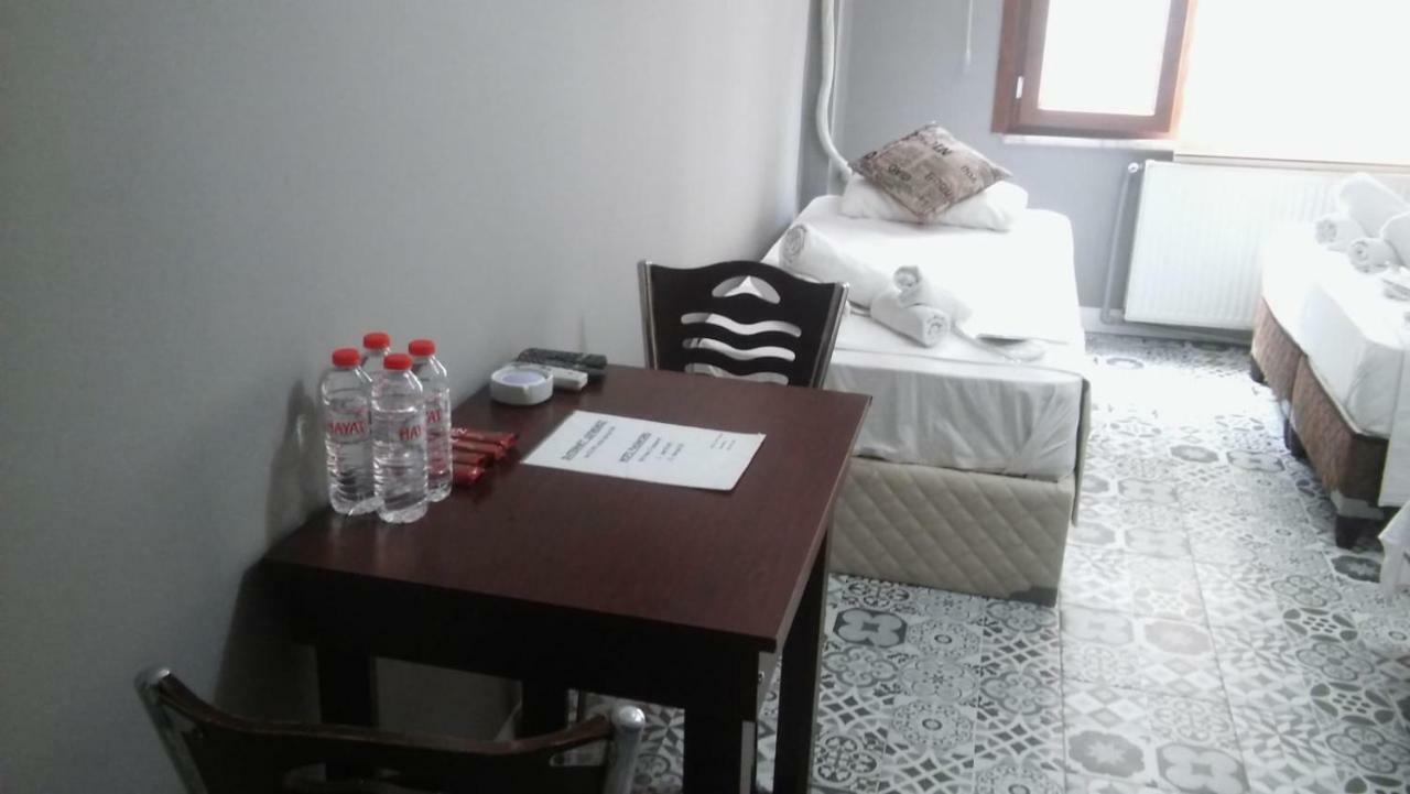 First Suite Taksim Istanbul Bagian luar foto