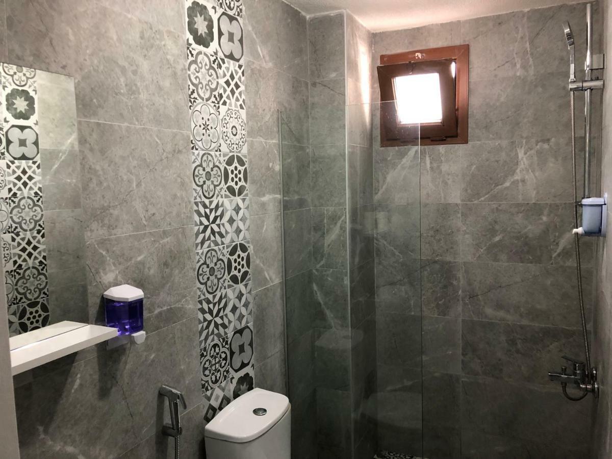 First Suite Taksim Istanbul Bagian luar foto