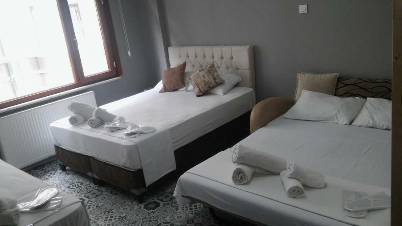 First Suite Taksim Istanbul Bagian luar foto