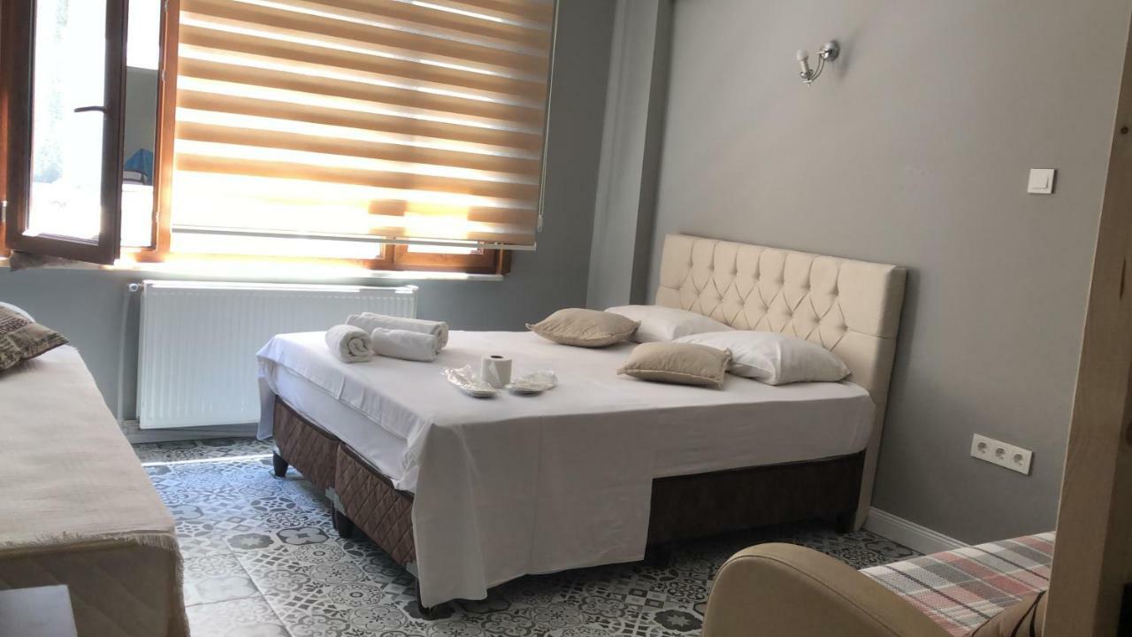 First Suite Taksim Istanbul Bagian luar foto